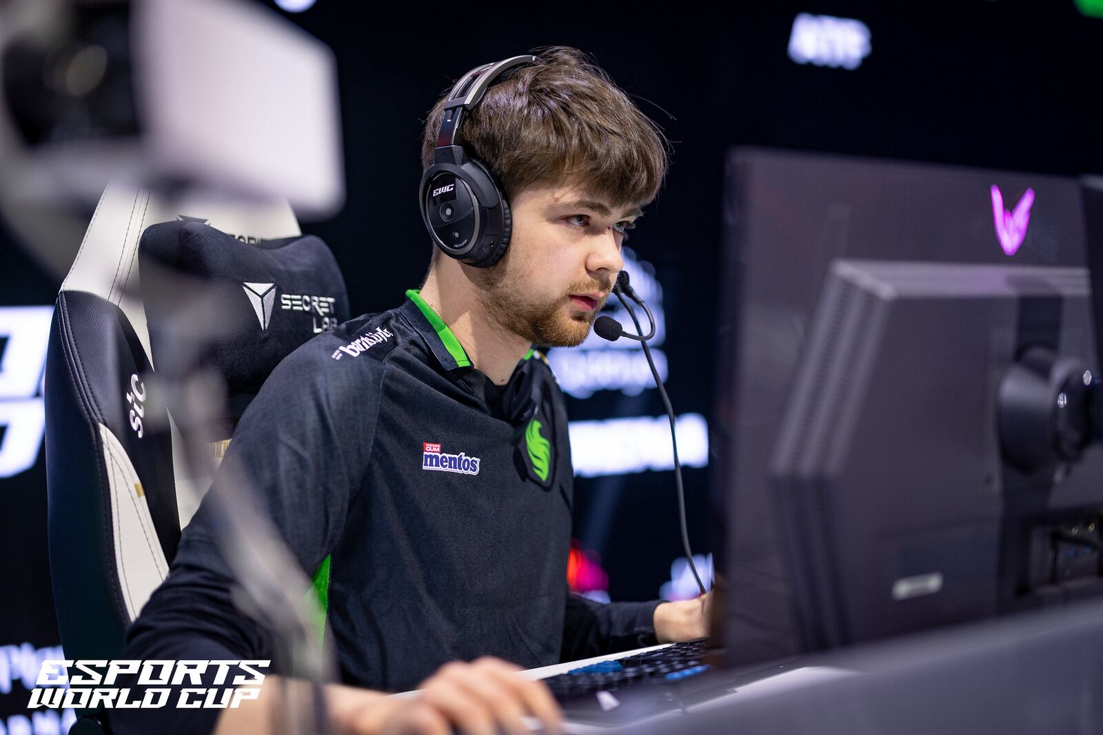 Team falcons dota 2 players evaluated the teams performance charts and stated their goal to win four tournaments