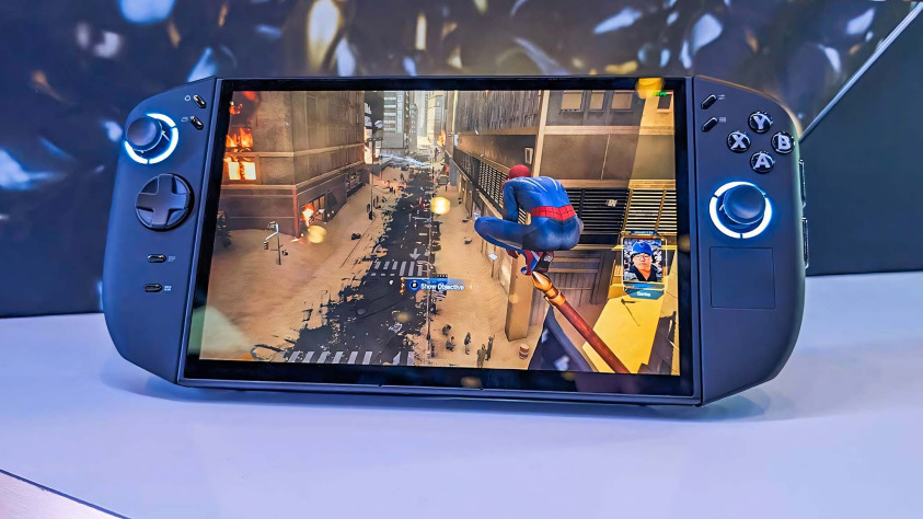 The portable pc lenovo legion go 2 on steamos will go on sale in june